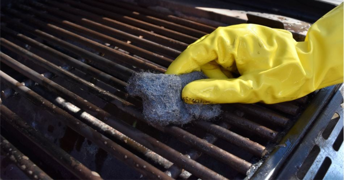 clean the grill